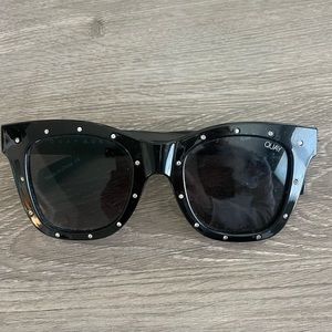QUAY Sunglasses
